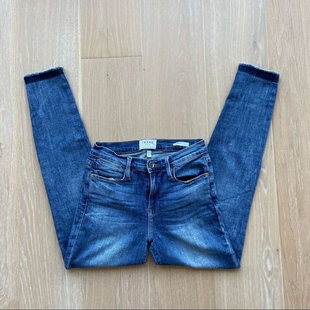 FRAME Medium Wash ‘Le Skinny High’ Raw Hem Jeans